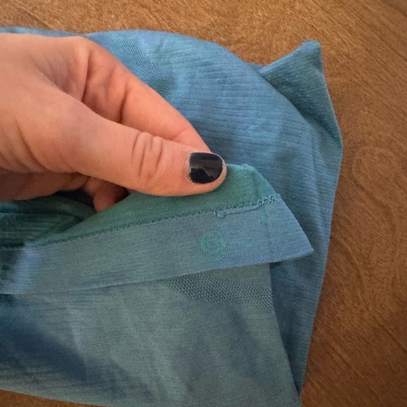 Lululemon Swiftly Tech Short-Sleeve Shirt 2.0 *Race Length - Picture 5 of 6